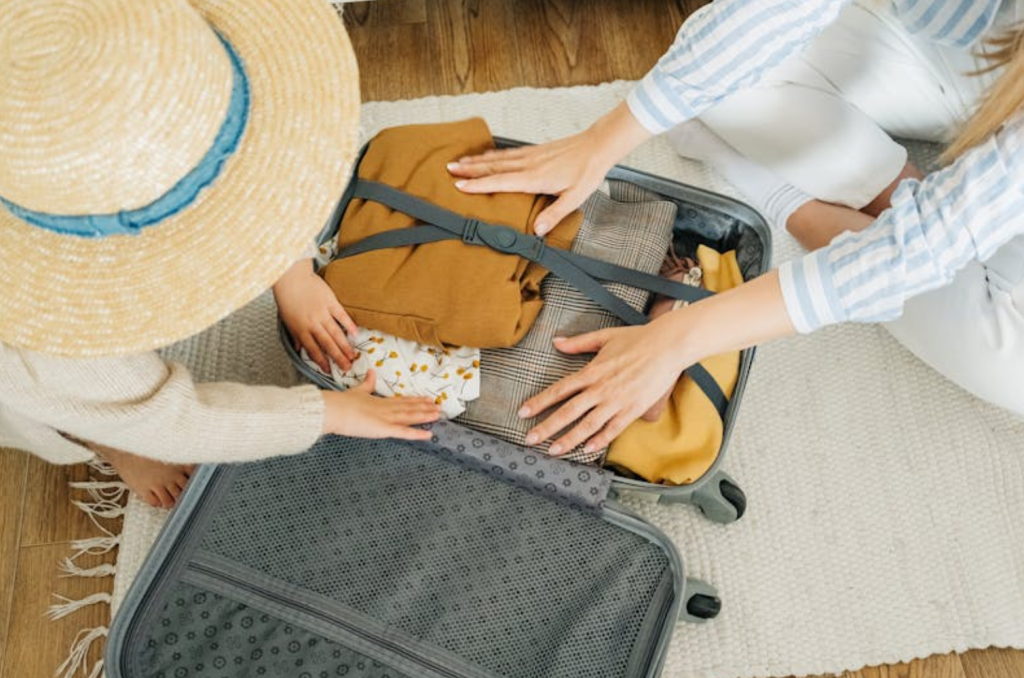 Smart Packing Tips: How to Build a Capsule Wardrobe for Travel